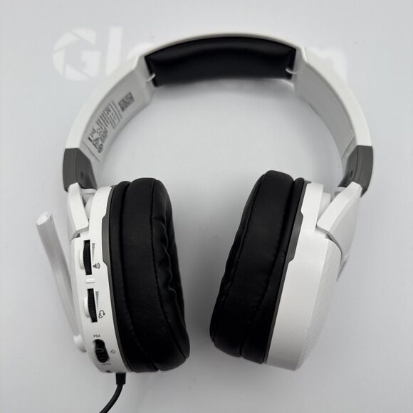 Turtle Beach Gaming Headset, White with Gray - Cables included - Picture 2 of 9